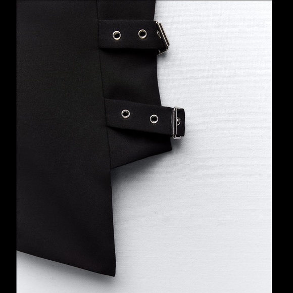 STRAPLESS BUCKLE TOP - Picture 8 of 8